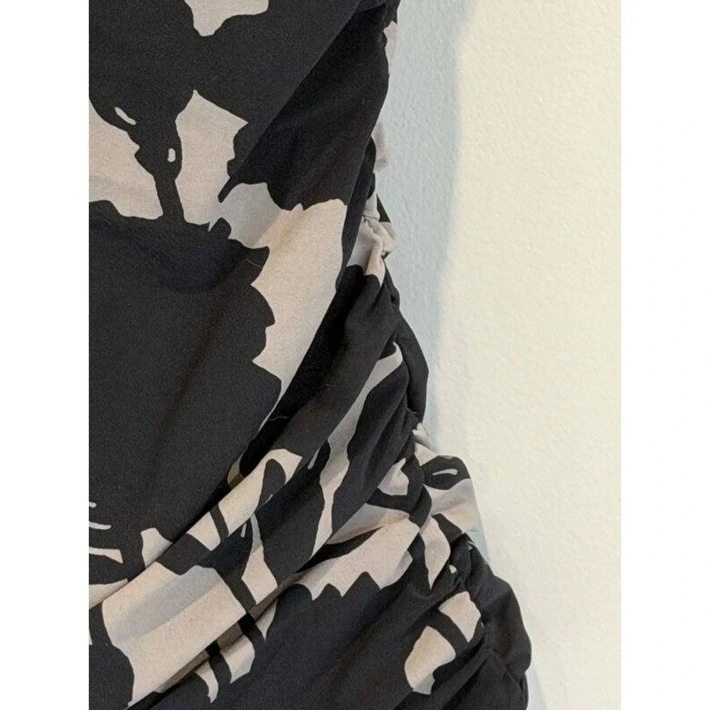 Lands End Black Gray Floral Print Swimsuit Tankini Top Slendersuit Size 18